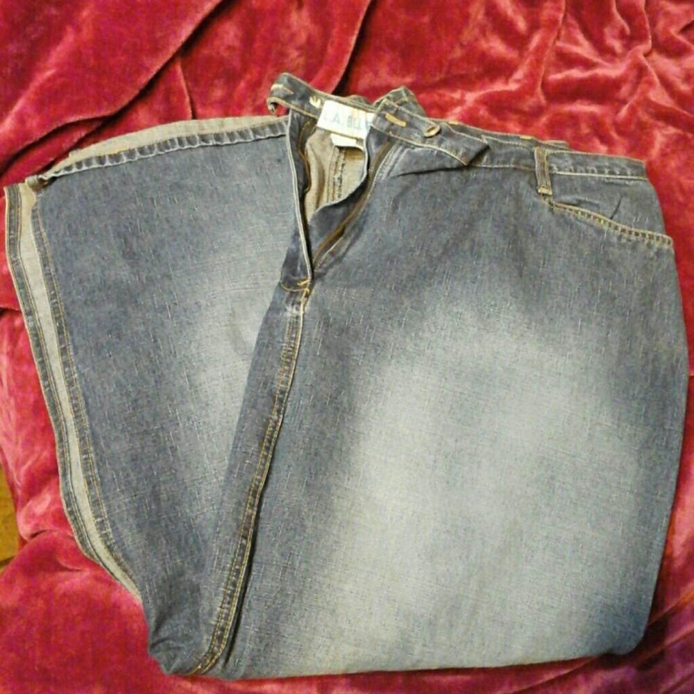 24w blue jean skirt 😁